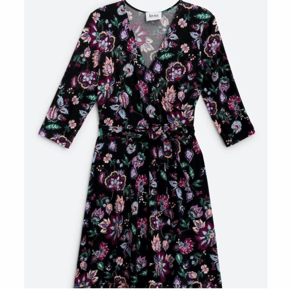 Leota Libby  Wrap Ruffle Bottom Dress Sz XL - Picture 3 of 10